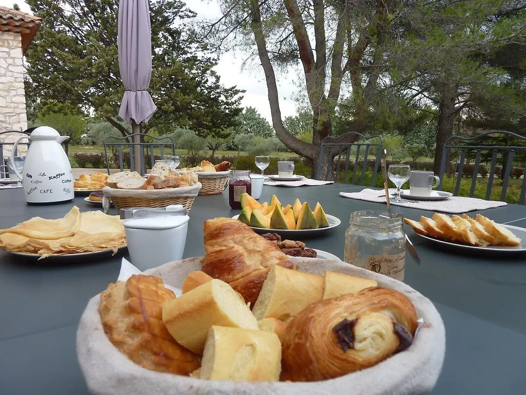 **** Bed & Breakfast Les Mazets Du Luberon Bed and Breakfast Puget Frankrijk