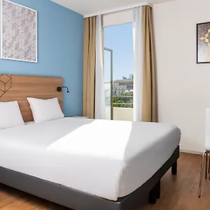 *** Appart hôtel Adagio Access Paris Quai D'ivry France